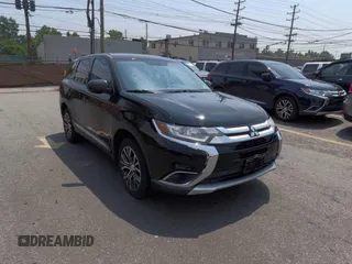 2018 Mitsubishi Outlander ES with VIN JA4AZ3A39JZ070883, listed as a Copart auction lot 67117455 with 87,736 mi miles and Clean title. Bid and sale history available at DreamBid. Image 1.