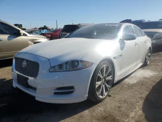 2015 Jaguar XJ with VIN SAJWA1CZ9F8V84689, listed as a Copart auction lot 86216424 with 72,172 mi miles and Clean Title. Bid and sale history available at carsss.com. Image 1.