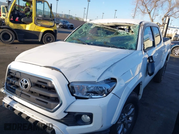 2017 Toyota Tacoma SR5 with VIN 3TMAZ5CN8HM040978, listed as a IAAI auction lot 41847492 with 103,731 mi miles and . Bid and sale history available at DreamBid. Image 6.