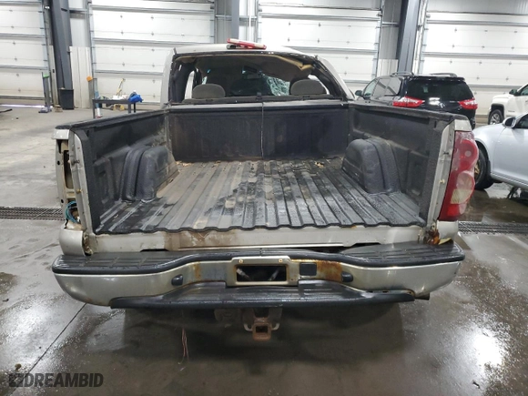 2003 Chevrolet Silverado 1500 LS with VIN 2GCEK19TX31283180, listed as a Copart auction lot 73982354 with 0 mi miles and Non Repairable. Bid and sale history available at carsss.com. Image 6.