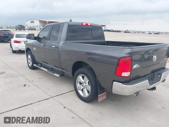 2018 Ram 1500 SLT z VIN 1C6RR7GM5JS308499, wystawiony jako IAAI lot #41904274 z przebiegiem 71 510 mil mil oraz . Historia ofert i sprzedaży dostępna na DreamBid. Obrazek 3.