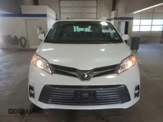 2018 Toyota Sienna XLE Auto Access Seat with VIN 5TDYZ3DC3JS933081, listed as a Copart auction lot 57483265 with 50,764 mi miles and Salvage title. Bid and sale history available at DreamBid. Image 5.