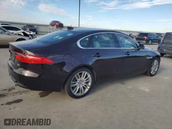 2017 Jaguar XF 35t Prestige with VIN SAJBK4BV4HCY27031, listed as a Copart auction lot 87387524 with 47,046 mi miles and Salvage Title. Bid and sale history available at carsss.com. Image 3.