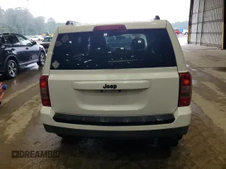 2014 Jeep Patriot Altitude with VIN 1C4NJPBA7ED703578, listed as a Copart auction lot 54330325 with 148,060 mi miles and Clean Title. Bid and sale history available at DreamBid. Image 6.