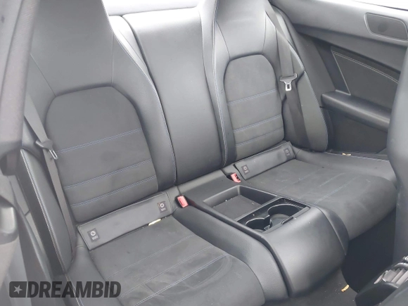 2015 Mercedes-Benz C-Class C 250 with VIN WDDGJ4HB6FG401261, listed as a IAAI auction lot 41483848 with 124,915 mi miles. Bid and sale history available at carsss.com. Image 8.