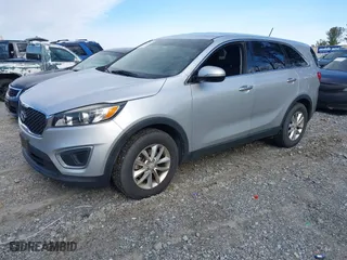 2017 Kia Sorento LX with VIN 5XYPG4A38HG288799, listed as a IAAI auction lot 41745996 with 110,641 mi miles. Bid and sale history available at carsss.com. Image 18.