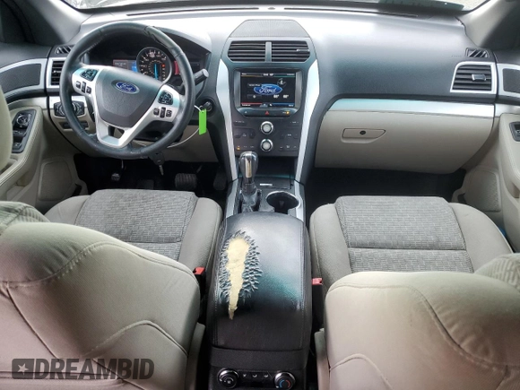 2014 Ford Explorer XLT with VIN 1FM5K8D83EGC02825, listed as a Copart auction lot 46193715 with 110,242 mi miles and Salvage Title. Bid and sale history available at carsss.com. Image 8.