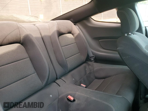 2015 Ford Mustang V6 с VIN 1FA6P8AM1F5329135, выставлен на аукционе Copart как лот 60294315 с пробегом 120 319 миль миль и Списание • Salvage title. История ставок и продаж доступна на DreamBid. Изображение 10.