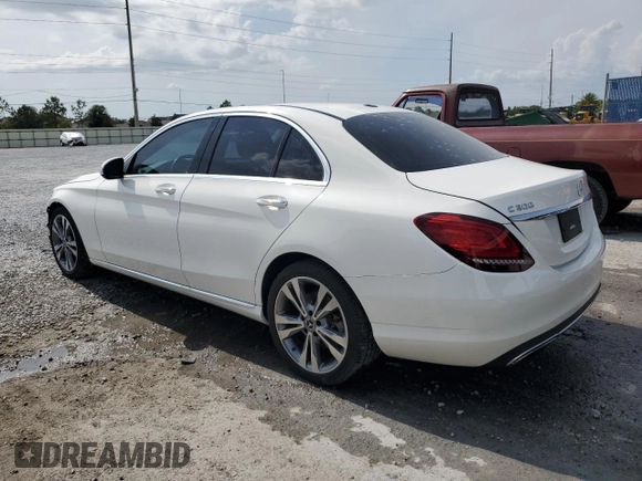 2019 Mercedes-Benz C 300 with VIN 55SWF8DB6KU311342, listed as a Copart auction lot 58994665 with 97,704 mi miles and Salvage title. Bid and sale history available at DreamBid. Image 2.