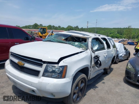 2013 Chevrolet Tahoe LT with VIN 1GNSCBE07DR372979, listed as a IAAI auction lot 42281955 with 214,737 mi miles and . Bid and sale history available at DreamBid. Image 6.