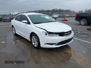 2015 Chrysler 200 Limited z VIN 1C3CCCAB4FN598793, wystawiony jako IAAI lot #41883499 z przebiegiem 187 194 mil mil oraz . Historia ofert i sprzedaży dostępna na DreamBid. Obrazek 1.