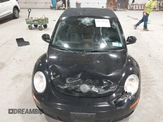 2007 Volkswagen Beetle with VIN 3VWRG31Y47M402407, listed as a IAAI auction lot 41719012 with 67,540 mi miles and . Bid and sale history available at DreamBid. Image 6.