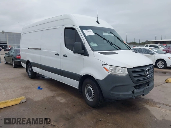 2021 Mercedes-Benz Sprinter Cargo with VIN W1Y4ECHY8MT079254, listed as a IAAI auction lot 41394825 with 301,811 mi miles and . Bid and sale history available at carsss.com. Image 1.