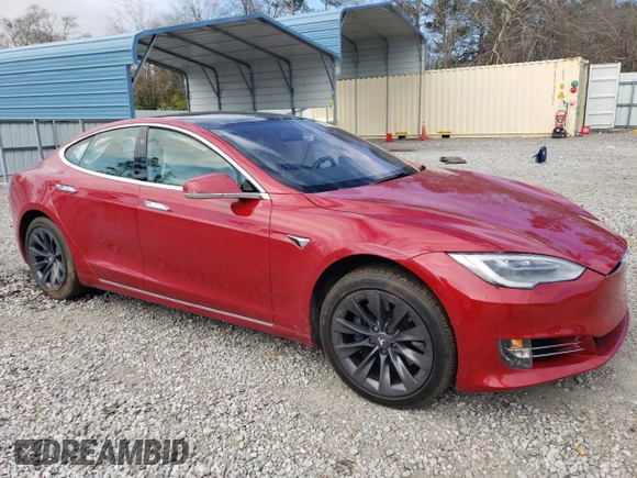 2020 Tesla Model S Long Range with VIN 5YJSA1E26LF353676, listed as a Copart auction lot 46467155 with 57,189 mi miles and Salvage Title. Bid and sale history available at carsss.com. Image 4.