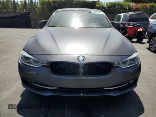 2018 BMW 3 Series 330i with VIN WBA8B9C54JK677077, listed as a Copart auction lot 60683205 with 71,120 mi miles and Salvage title. Bid and sale history available at DreamBid. Image 5.