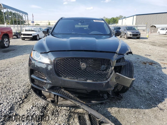 2019 Jaguar F-Pace 25t Premium with VIN SADCJ2FX7KA364427, listed as a Copart auction lot 60500645 with 80,681 mi miles and Salvage title. Bid and sale history available at DreamBid. Image 5.