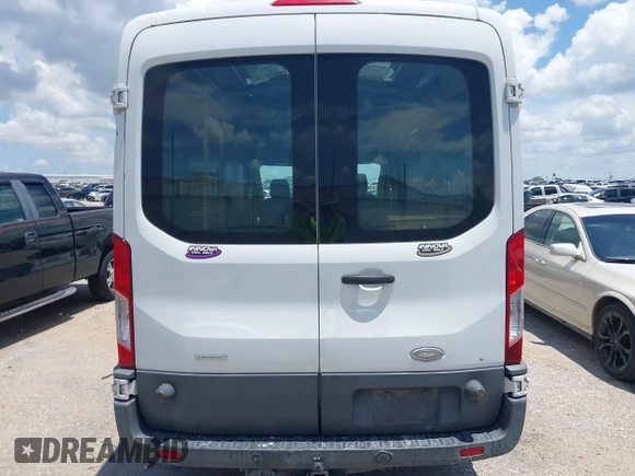 2015 Ford Transit Cargo с VIN 1FTYR2CG0FKA15544, выставлен на аукционе IAAI как лот 42522021 с пробегом 310 509 миль миль и . История ставок и продаж доступна на DreamBid. Изображение 16.