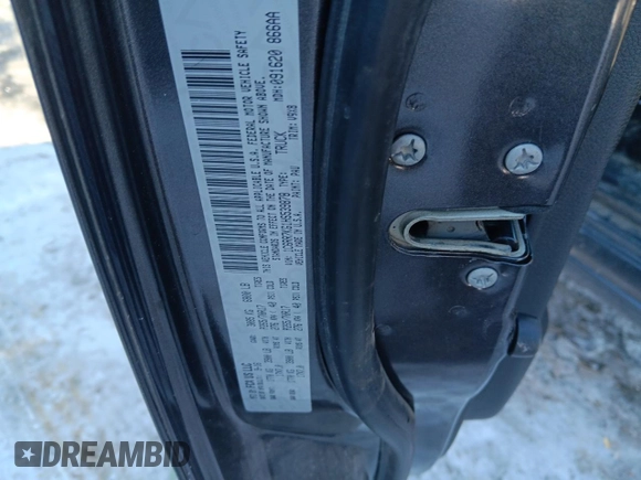 2017 Ram 1500 Express z VIN 1C6RR7KG1HS539878, wystawiony jako Copart lot #49818715 z przebiegiem 103 273 mil mil oraz Szkoda całkowita • Salvage title. Historia ofert i sprzedaży dostępna na DreamBid. Obrazek 13.