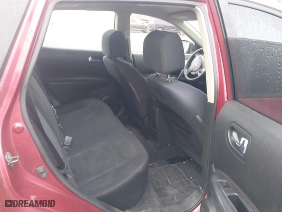 2009 Nissan Rogue SL with VIN JN8AS58V99W192528, listed as a IAAI auction lot 42007897 with 147,765 mi miles. Bid and sale history available at carsss.com. Image 8.