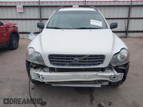2005 Volvo XC90 with VIN YV1CZ852051198196, listed as a IAAI auction lot 41572567 with 154,881 mi miles and . Bid and sale history available at DreamBid. Image 6.