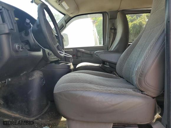 2017 Chevrolet Express Passenger LT with VIN 1GAZGPFG8H1177779, listed as a Copart auction lot 59013454 with 282,330 mi miles and Salvage Title. Bid and sale history available at carsss.com. Image 7.