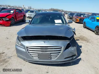 2015 Hyundai Genesis 3.8L with VIN KMHGN4JEXFU046126, listed as a IAAI auction lot 41773732 with 1 mi miles. Bid and sale history available at carsss.com. Image 11.