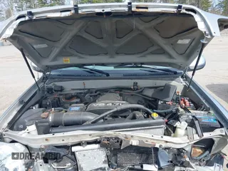 2003 Toyota Tundra SR5 with VIN 5TBBT44183S400232, listed as a IAAI auction lot 41933745 with 272,752 mi miles and . Bid and sale history available at carsss.com. Image 10.