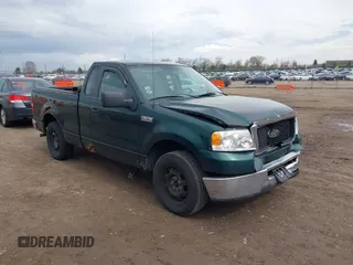 2007 Ford F-150 XL with VIN 1FTRF12287NA51298, listed as a IAAI auction lot 42100081 with 174,989 mi miles. Bid and sale history available at carsss.com. Image 1.