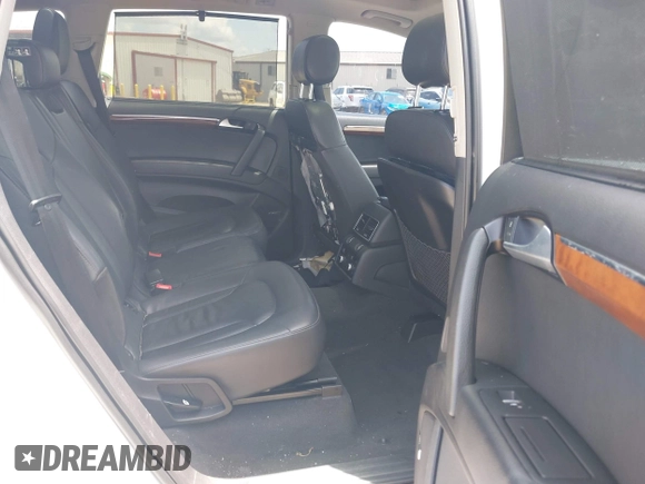 2015 Audi Q7 Premium Plus with VIN WA1LGAFE1FD016429, listed as a IAAI auction lot 42453301 with 123,139 mi miles and . Bid and sale history available at DreamBid. Image 8.