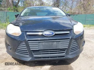 2014 Ford Focus SE with VIN 1FADP3F27EL189068, listed as a IAAI auction lot 42047538 with 196,785 mi miles. Bid and sale history available at carsss.com. Image 6.
