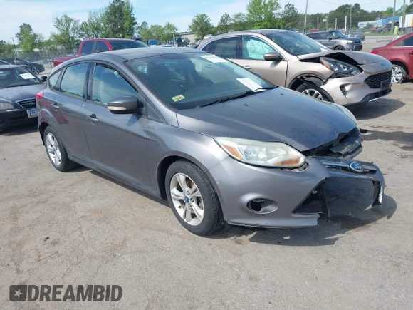 2013 Ford Focus SE with VIN 1FADP3K20DL193712, listed as a IAAI auction lot 42112183 with 113,500 mi miles. Bid and sale history available at carsss.com. Image 1.