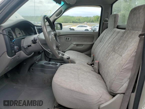 2001 Toyota Tacoma PreRunner with VIN 5TENM92N21Z783248, listed as a Copart auction lot 52572235 with 206,536 mi miles and Salvage title. Bid and sale history available at DreamBid. Image 7.