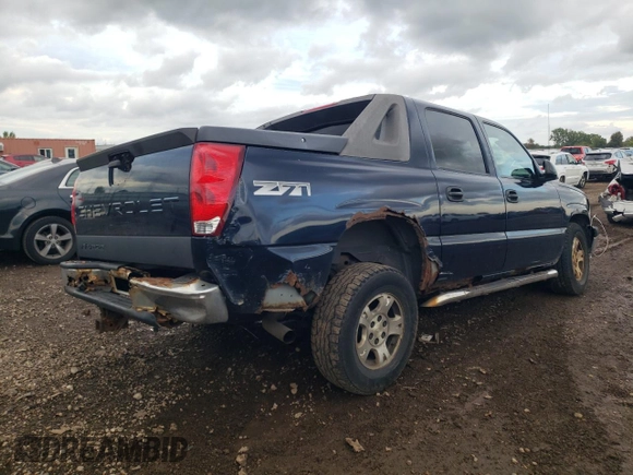 2005 Chevrolet Avalanche Z71 with VIN 3GNEK12Z75G258687, listed as a Copart auction lot 69597804 with 214,804 mi miles and Salvage Title. Bid and sale history available at carsss.com. Image 3.