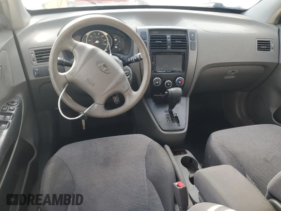 2006 Hyundai Tucson GL with VIN KM8JM12B56U462483, listed as a Copart auction lot 73651004 with 105,350 mi miles and Non Repairable. Bid and sale history available at carsss.com. Image 8.