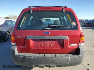 2005 Ford Escape XLS Value with VIN 1FMYU92Z45KB08619, listed as a Copart auction lot 80997664 with 132,417 mi miles and Clean Title. Bid and sale history available at carsss.com. Image 6.