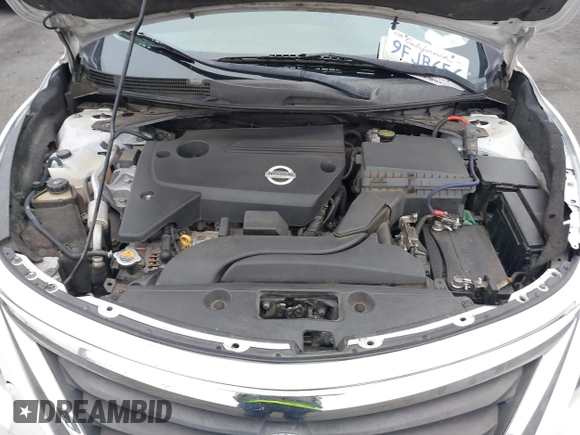 2013 Nissan Altima SV with VIN 1N4AL3AP4DN573233, listed as a IAAI auction lot 42163720 with 157,738 mi miles and . Bid and sale history available at carsss.com. Image 10.