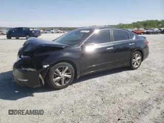 2015 Nissan Altima SV z VIN 1N4AL3AP2FC592555, wystawiony jako Copart lot #53296075 z przebiegiem 186 165 mil mil oraz Szkoda całkowita • Salvage title. Historia ofert i sprzedaży dostępna na DreamBid. Obrazek 1.