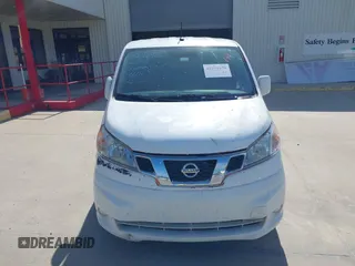 2017 Nissan NV200 SV с VIN 3N6CM0KN1HK721262, выставлен на аукционе IAAI как лот 42251679 с пробегом 177 939 миль миль и . История ставок и продаж доступна на DreamBid. Изображение 11.