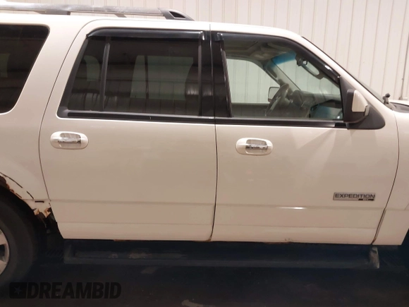 2008 Ford Expedition EL Limited with VIN 1FMFK20548LA35948, listed as a IAAI auction lot 41345824 with 213,463 mi miles. Bid and sale history available at carsss.com. Image 13.
