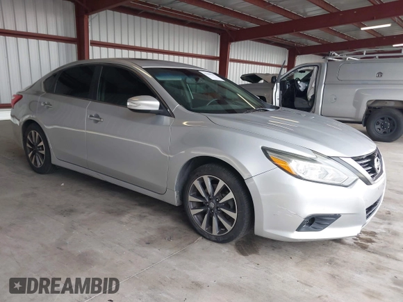 2017 Nissan Altima SV z VIN 1N4AL3AP9HC227681, wystawiony jako IAAI lot #41489297 z przebiegiem 162 459 mil mil oraz . Historia ofert i sprzedaży dostępna na DreamBid. Obrazek 1.