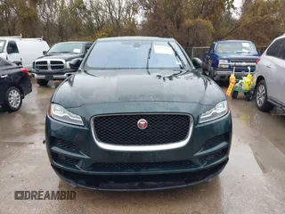 2017 Jaguar F-PACE 20d Prestige with VIN SADCK2BN4HA490089, listed as a IAAI auction lot 41457625 with 81,503 mi miles. Bid and sale history available at carsss.com. Image 6.