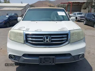 2013 Honda Pilot Touring with VIN 5FNYF3H93DB017954, listed as a IAAI auction lot 42185556 with 174,929 mi miles and . Bid and sale history available at carsss.com. Image 12.