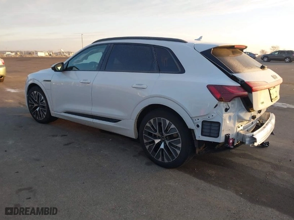 2024 Audi Q8 e-tron Prestige with VIN WA16ABGE2RB008018, listed as a IAAI auction lot 41292816 with NaN miles. Bid and sale history available at carsss.com. Image 3.