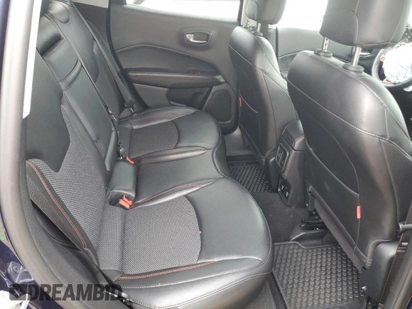2019 Jeep Compass Trailhawk z VIN 3C4NJDDB0KT650118, wystawiony jako Copart lot #58597965 z przebiegiem 38 908 mil mil oraz Czysty tytuł • Clean title. Historia ofert i sprzedaży dostępna na DreamBid. Obrazek 11.