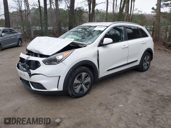 2018 Kia Niro LX with VIN KNDCB3LC5J5204859, listed as a IAAI auction lot 41800970 with 131,040 mi miles. Bid and sale history available at carsss.com. Image 17.