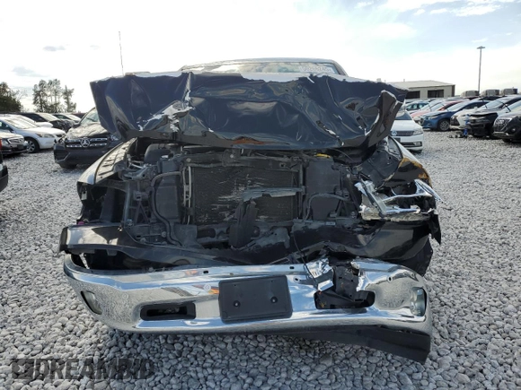 2015 Ram 1500 Laramie Limited z VIN 1C6RR7PT5FS602368, wystawiony jako Copart lot #50266245 z przebiegiem 181 055 mil mil oraz Szkoda całkowita • Salvage title. Historia ofert i sprzedaży dostępna na DreamBid. Obrazek 5.