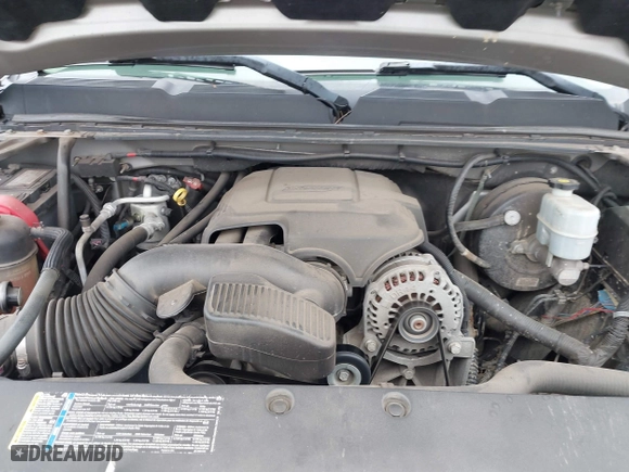 2008 Chevrolet Silverado 1500 LTZ with VIN 2GCEK133281102041, listed as a IAAI auction lot 41910348 with 193,573 mi miles. Bid and sale history available at carsss.com. Image 10.