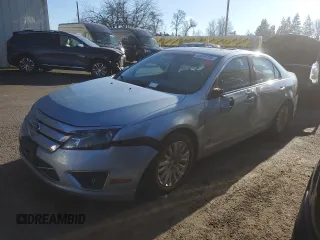 2010 Ford Fusion Hybrid с VIN 3FADP0L36AR288813, выставлен на аукционе Copart как лот 52039765 с пробегом 184 238 миль миль и Списание • Salvage title. История ставок и продаж доступна на DreamBid. Изображение 1.