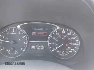 2013 Nissan Pathfinder S with VIN 5N1AR2MM9DC630781, listed as a IAAI auction lot 42170854 with 200,298 mi miles. Bid and sale history available at carsss.com. Image 7.