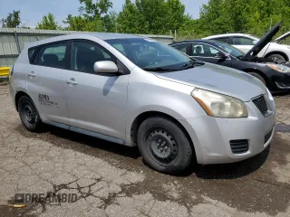 2010 Pontiac Vibe 1SA z VIN 5Y2SP6E86AZ413513, wystawiony jako Copart lot #58741375 z przebiegiem 284 616 mil mil oraz Czysty tytuł • Clean title. Historia ofert i sprzedaży dostępna na DreamBid. Obrazek 4.